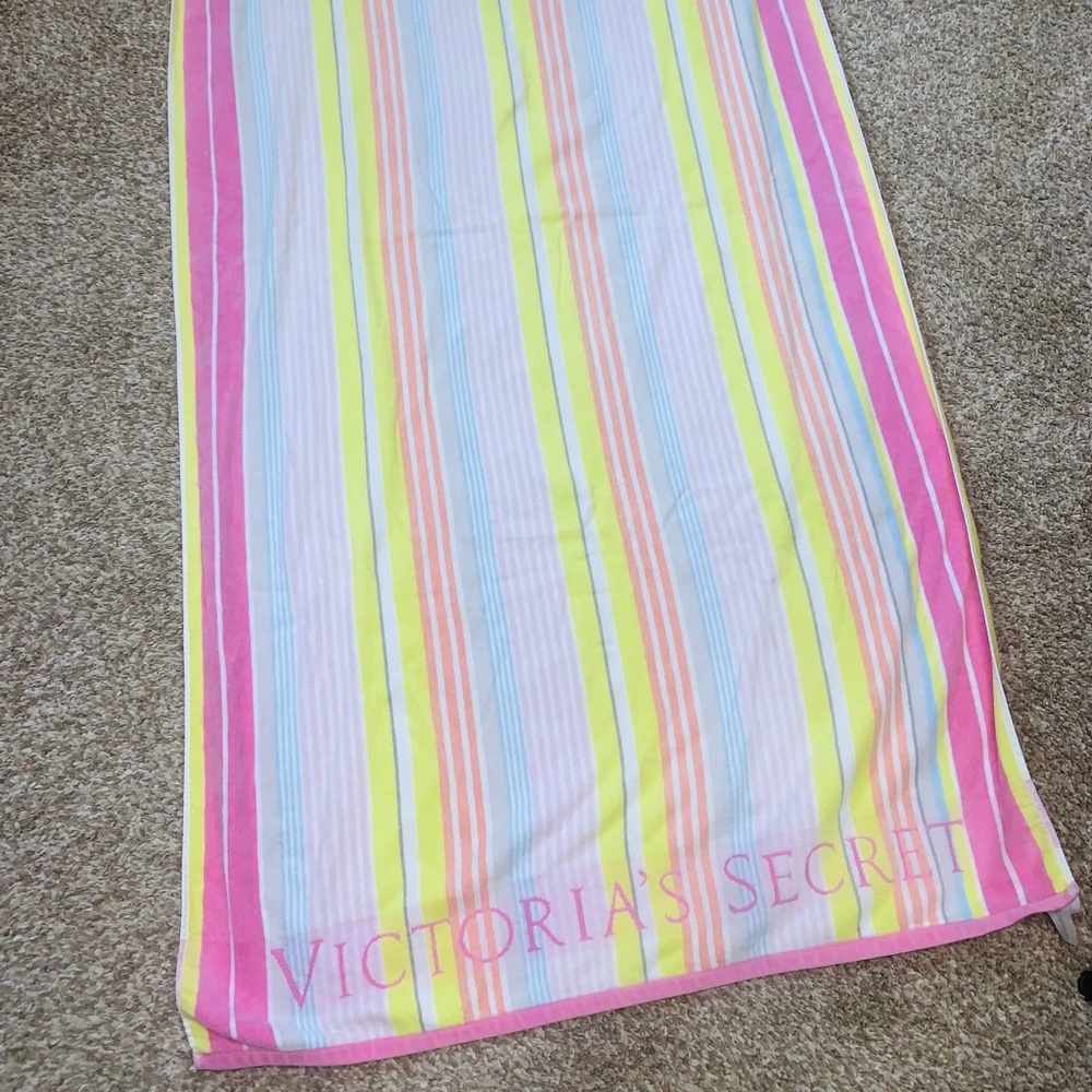 Rare Victoria’s Secret beach towel